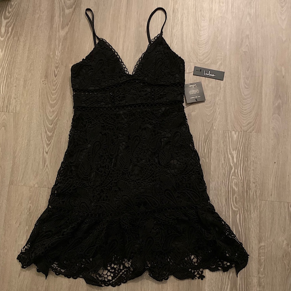 Black lace dress